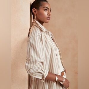 Banana Republic Striped Beige and White Button-Up Shirt